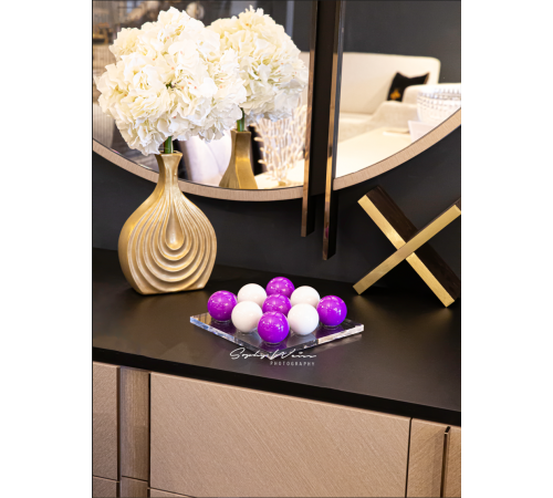  Luxury Noughts and Crosses - Resin Balls (White and Purple)