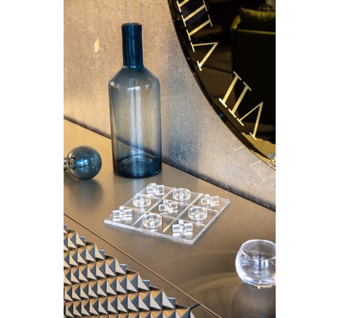 Luxury Acrylic Noughts and Crosses -Tic Tac Toe - X and O Board Game - Silver Luxury Acrylic Noughts and Crosses -Tic Tac Toe - X and O Board Game - Silver